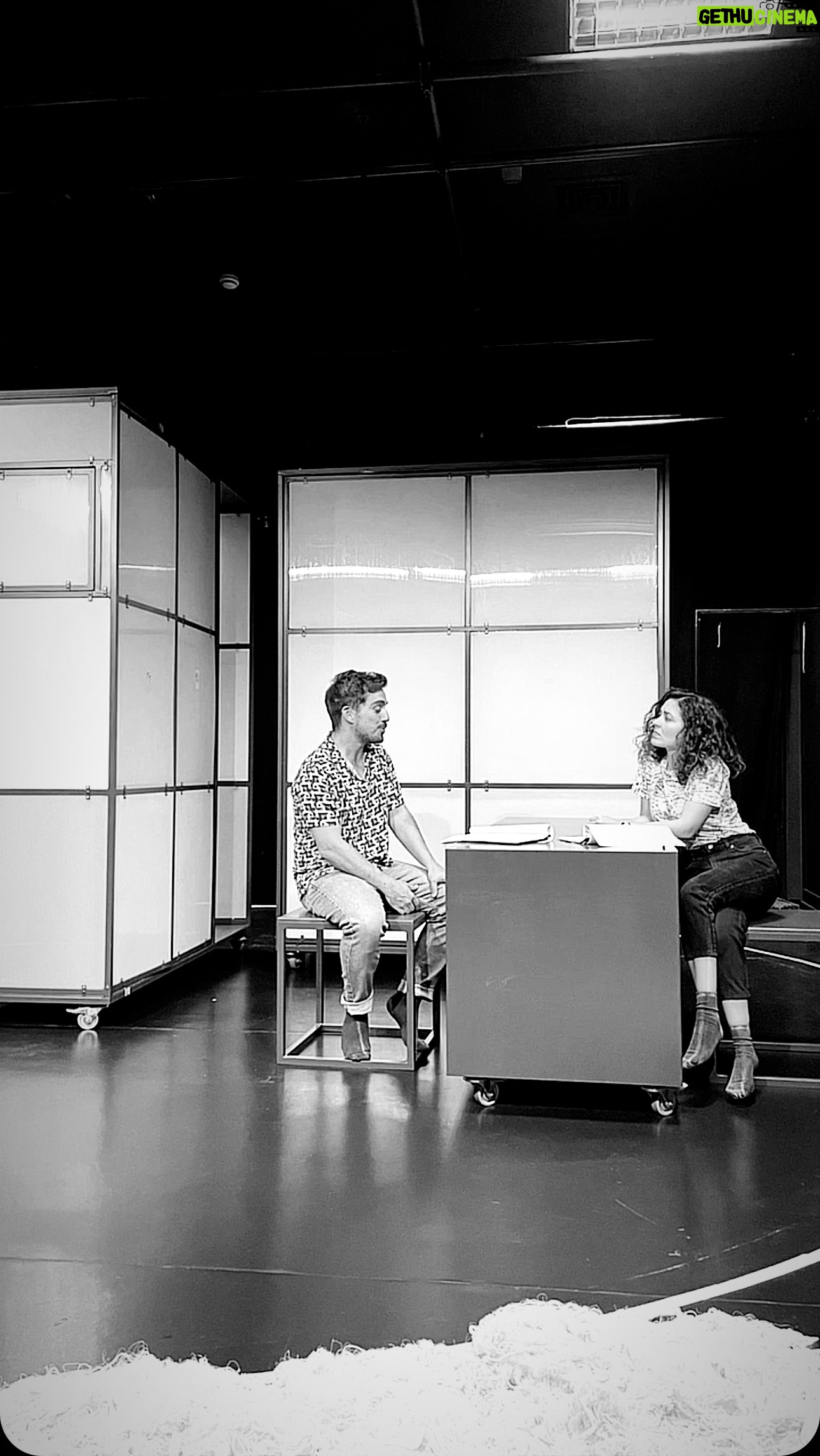 Sara Barradas Instagram - Começamos a contagem decrescente para o nosso ensaio de imprensa - 10 dias - e para a estreia oficial - 18 dias! SE ACREDITARES MUITO A partir de 16 de Maio no Teatro da Trindade Texto Cordelia O’Neill Tradução @jsacoelho Encenação @flaviogilsilva Interpretação @sarabarradasofficial e @di0g0martins Cenografia @euricolopes_actor Desenho de Luz @paulinho_luz Música original @guimaraesartur Co-Produção @teatrodatrindade e @camaroteproducoes.ac Produção executiva @ana_balbi Bilhetes à venda na Ticketline!