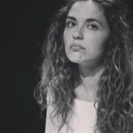 Sara Barradas Instagram - Mood de hoje em casa a estudar… 😒🫡🫨🫣🤔🤪