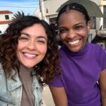 Sara Barradas Instagram - #photodump das últimas semanas: 1- Nas filmagens da série “Sr. Rui”, de Leonel Vieira, para a @tvioficial 2- Uma maluquice que em breve vos mostrarei. 3- Dois amores: Lua e Elis. 4- Pôr-do-sol na Ilha de Faro. 5- O Miguel Borges a improvisar sobre António Aleixo. 6- Provas de figurino para a peça “Se Acreditares Muito”, no Teatro da Trindade. 7- Eu e a Yaisa, actriz inglesa, com quem fiz várias cenas e que conheci aqui nas filmagens da série “Faro”, de Joaquim Leitão, para a @rtppt 8- O David e mais uma claquete. 9- Tal pai, tal filha. A rezar para que o Miguel não me mate por publicar esta foto. 10- Quem quer uma touquinha destas para andar na rua em dias de chuva, sem estragar o cabelo?