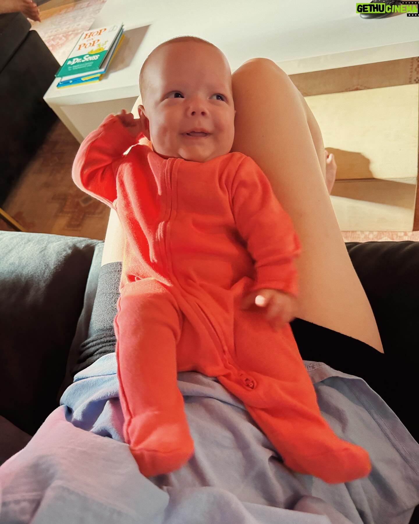 Sara Dietschy Instagram - Baby girl!!!! Our little micro preemie is now over 10 lbs 🥺 it’s felt like we’ve had a newborn for 37 yearsssss 😂 she’s sneaking smiles in here and there and oh my goodness it’s the cutest thing ever. I think I’m going to combust when she lets out her first giggle 🧡
