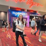 Sara Dietschy Instagram - Short but fun trip to @nabshow ✨ Thanks for having me out @sonycine 👀