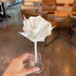 Sara Jane Ho Instagram - Fell in love with everything in the Pacific Northwest - fresh air, kind people, insanely good food, and exquisite flower art made out of paper napkins! Next level for table decorations!
