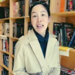 Sara Jane Ho Instagram - Portland Oregon meet and greet 👀 See you next Wednesday May 8th at Guilder Cafe, the coffee shop next to the bookstore downtown ✌️ @guilder_pdx 1005 West Burnside St 18:00-18:45 Bring your books for me to sign! ✍️ #mindyourmanners