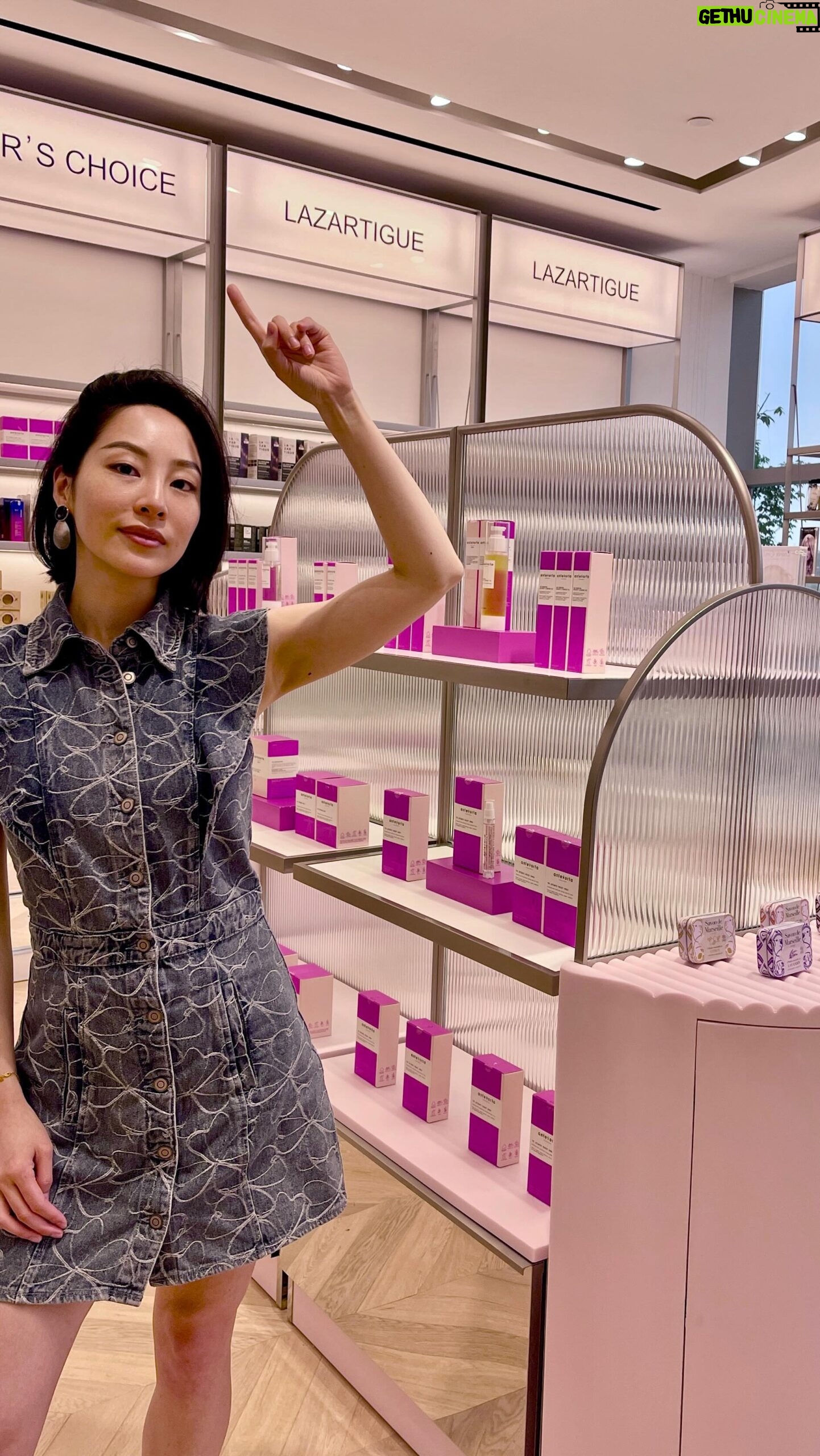 Sara Jane Ho Instagram - OMG 🤩 We are selling in Galeries Lafayette Macau and I am beside myself!! Stop by on your next trip to Asia’s Sin City and get something for your most intimate self 💝 @antevortalaboratories @galerieslafayettemacau