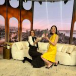 Sara Jane Ho Instagram - @drewbarrymore is a beautiful human being and I loved coming back on the day of my book launch 🚀 thank you so much @thedrewbarrymoreshow and @helloross the amount of fun I have on set is unparalleled ❤️