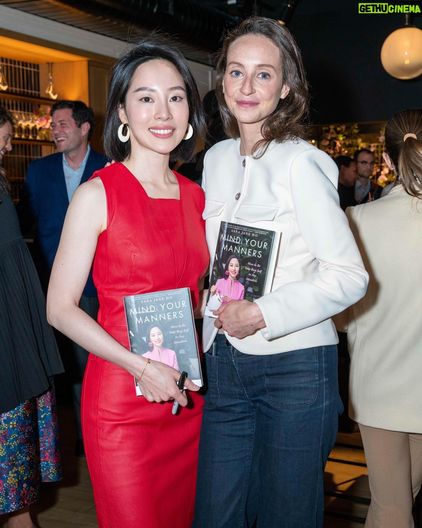 Sara Jane Ho Instagram - Thank you to friends and followers who came to my Mind Your Manners book launch in NY 🥰 and my cohost the adorable and adored @chefjgv