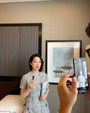 Sara Jane Ho Instagram - Highlights from Kuala Lumpur and was honoured to receive my kind and gracious friend and former first daughter Marina Mahathir’s new book ‘The Apple and The Tree.’ The perfect way to start my Malaysian journey and understand its diverse culture and rich history ❤️