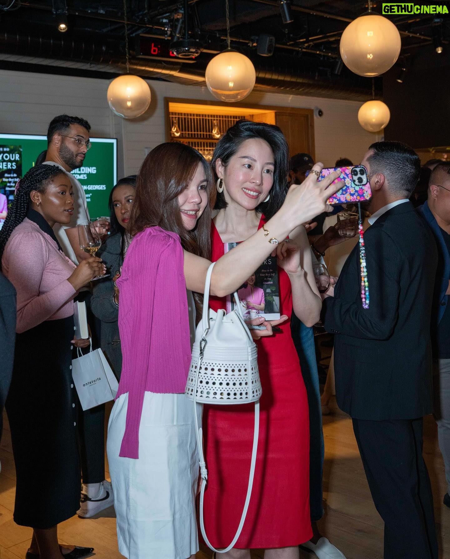Sara Jane Ho Instagram - Thank you to friends and followers who came to my Mind Your Manners book launch in NY 🥰 and my cohost the adorable and adored @chefjgv