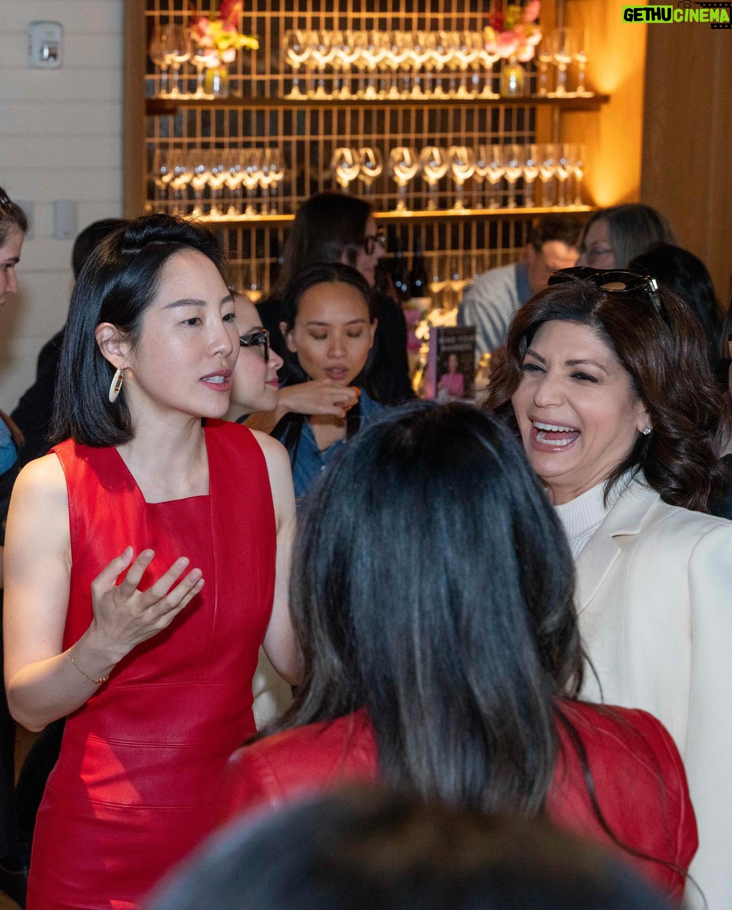 Sara Jane Ho Instagram - Thank you to friends and followers who came to my Mind Your Manners book launch in NY 🥰 and my cohost the adorable and adored @chefjgv