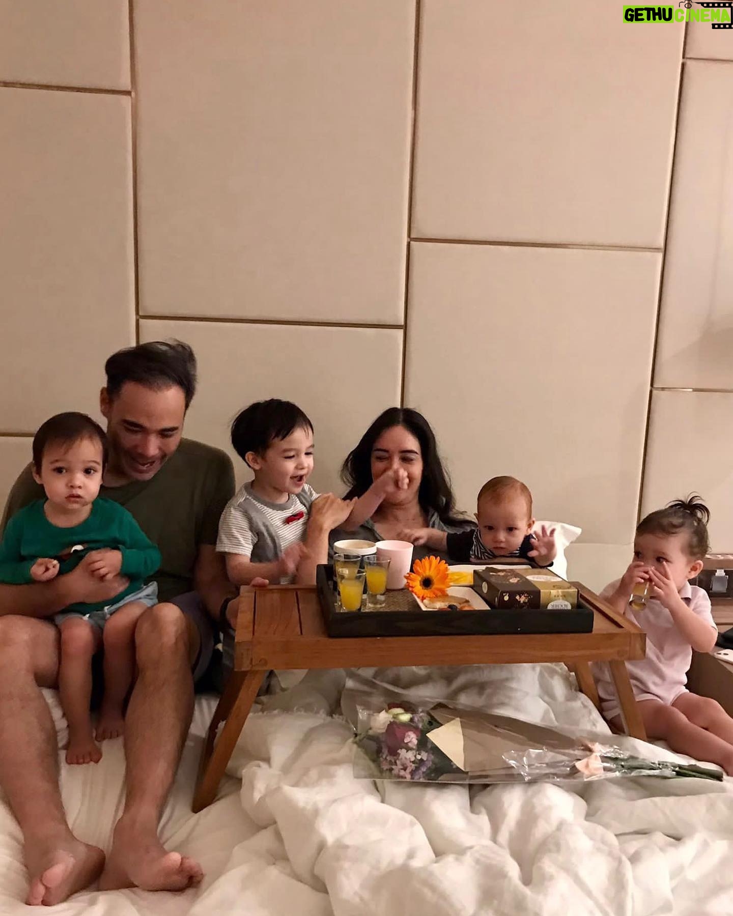 Sara Malakul Lane Instagram - Perfectly imperfect ❤️ Happy Mother’s Day