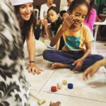 Sara Malakul Lane Instagram - This year (to save us from tears) we gave our hearts to these very special kids 🎄🎁❤️www.elisamaorphanage.com #bali #indonesia #christmas