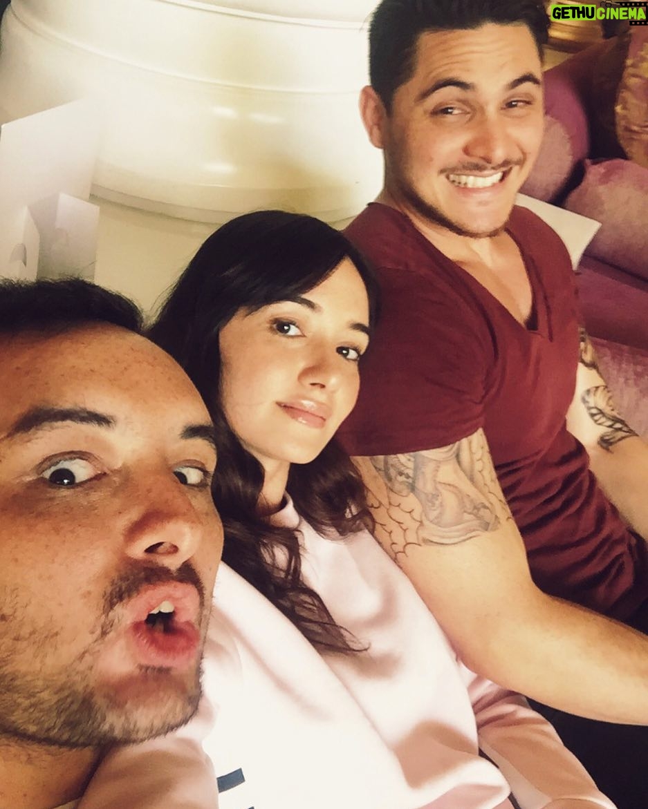 Sara Malakul Lane Instagram - How lucky to have shared a womb with these two ❤️❤️❤️#happynationalsiblingday #bros @mr.alex.lane @tommybekool