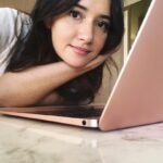 Sara Malakul Lane Instagram – 🤓 🤓 🤓 #monday
