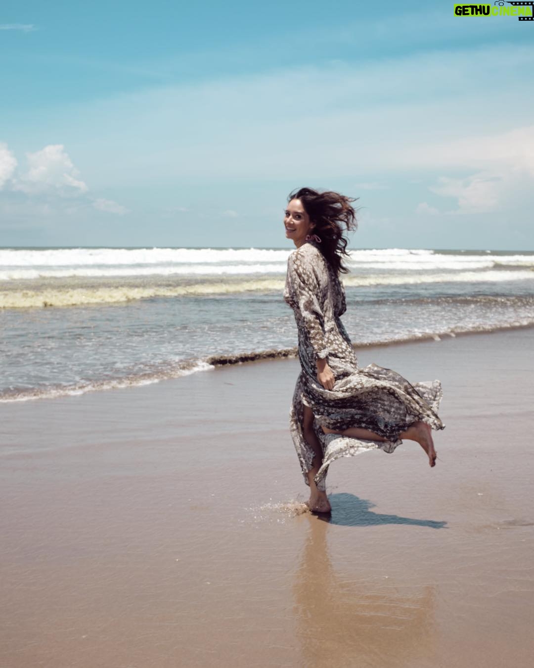 Sara Malakul Lane Instagram - @poupettestbarth #poupettestbarth #alwaysthesun 📷 by @doradodenise @dedostudio