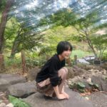 Sara Minami Instagram - この季節って何を着るのが正解かわかる方います？？