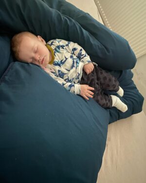 Sara Pascoe Instagram - The second episode of Last Woman on Earth is on tomorrow night at 9 on @bbctwo 
Here are some ‘behind the scenes’ shots of some of the places my baby had to sleep while I dragged him around Denmark 😵‍💫