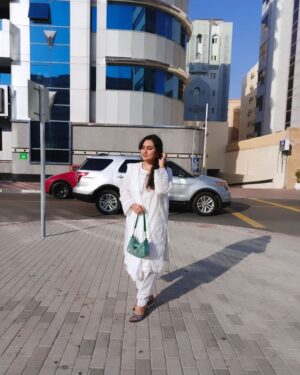 Sara Raza Khan Instagram - 💌

#sararazakhan