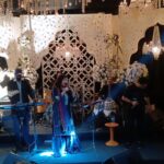 Sara Raza Khan Instagram – Another Beautiful Family and Another Lovely Musical Get together 💕 Grand Mughalai Theme, amazing response over all genres by Audience and every detail was just perfect💯  it was a treat to share our Music with you all 💕

#sararazakhanlive #sararazakhan #bliss #music #bollywood #lollywood #pakistanicelebrities #sara