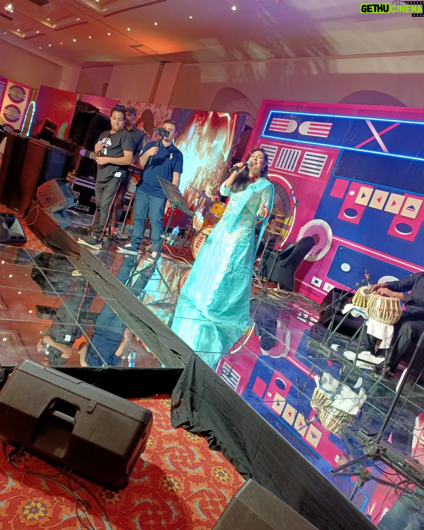Sara Raza Khan Instagram - Loved being ONSTAGE ▶️💜🔥💕☺ Grand Bollywood Themed Engagement Ceremony Islamabad #sararazakhanlive #sararazakhan