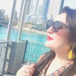 Sara Raza Khan Instagram - Fresh air and walk 😍 #dubai #sararazakhan #loveforlife #saraRazaKhan #familytime #instagood #viral #shopping #dubai #loveforlife #trending #reels #viral #cometodubai
