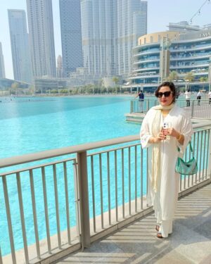 Sara Raza Khan Instagram - Sun☀️ 

@sararazakhan
#dubai
#burjkhalifa #travel #love #instagood