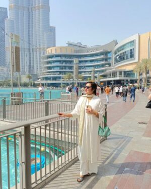 Sara Raza Khan Instagram - Sun☀️ 

@sararazakhan
#dubai
#burjkhalifa #travel #love #instagood