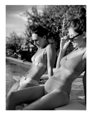Sara Sandeva Instagram - C R O A T I A  V I B E S 
se @sarasandeva 🩵🩵🩵 

Díky @vojta7m za super fotky😉 A @jakub_prachar za podporu😂

#blackandwhitephotography #blackandwhite #girls #life #vibes #playboyprovsechny #poolvibes #swimwear