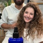 Sara Sandeva Instagram – Livestream number 2, Misterium x jak na kudrnaté vlasy… Děkujeme! 💙 M&S