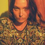 Sara Thompson Instagram - It’s in the way we adorn ourselves. Photograph by @cydneyrose