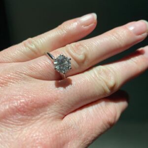 Sarah Butler Instagram - It’s Valentine’s Day and I love someone, so I thought it was a good opportunity to tell you that we got engaged a little while ago and the next day a bird pooped on me at the beach, so I feel like it was meant to be. ... Having a bird poop on you is a good omen, no? 😂 #love #valentinesday2021 #engaged #engagementring #solitairering