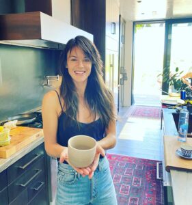 Actress Sarah Butler HD Instagram Photos and Wallpapers January 2024