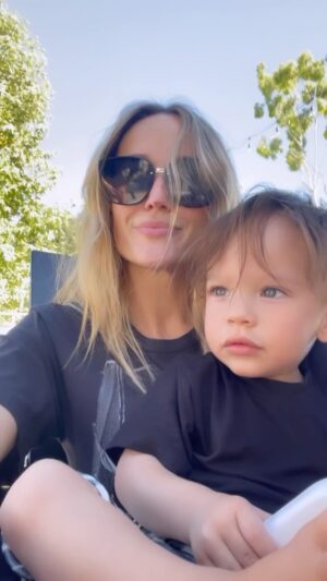 Sarah Dumont Instagram - Meet my birthday twin aka the side piece aka Mad aka LOOK AT HOW MF CUTE HE IS!! 😍