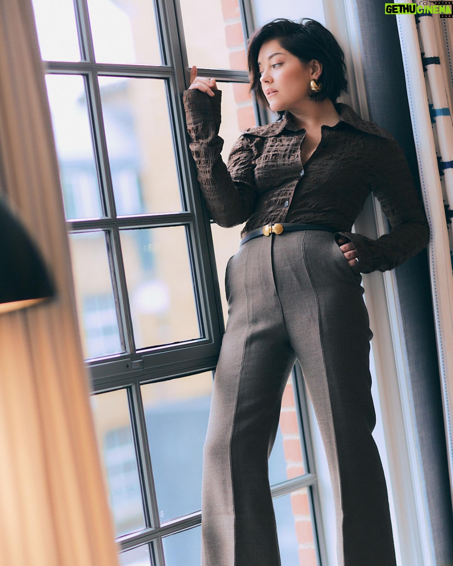 Sarah Greene - 1.4K Likes - #SexyBeast press look #4 @nanushka & belt by @frame shoes @gianvitorossi • STYLIST @chercoulter • HAIR @chadmaxwellhair • MAKEUP @jessica__mejia • GLOW @keren_bartov • PHOTOGRAPHY @hannah.cosgrove