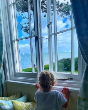 Sarah-Jane Mee Instagram - Celebrating our first year as The Richardsons on the IOW ❤️
We skimmed stones, chased butterflies, hunted for red squirrels, built sand castles and ran around like crazy things in the surf 🥰#memoriesmade 

We stayed in a @nationaltrust holiday home as we are members but had no idea you could do more than just a day out - I love that a special family trip helps fund NT conservation work.
Our few days of fun in #EastRosettaCottage #Cowes (where Winston Churchill’s parents romanced!😳) helps @ntisleofwight look after 10% of this beautiful island including 20 miles of coastline 🌊 & 5000 acres of countryside 🌳and 5 historic properties and gardens.
@benray79 & I escaped to @thehutcolwell - thanks @henrieclarke @nstyring - and brilliant Beth & James for looking after us 🥂
We also loved @iowgarlicfestival (biggest bouncy slide ever!) #mottistonegardens @southeastnt 
@yardefarm ice cream and INCREDIBE breakfast rolls from @the_coffeebubble 
Delicious fish ‘n’chips and beach hut bowls @thebeachshackiow 
Two days was just too short! 😅