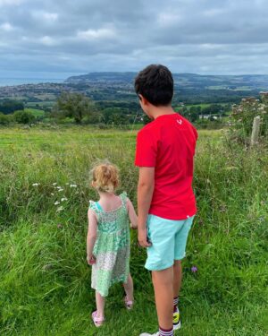 Sarah-Jane Mee Instagram - Celebrating our first year as The Richardsons on the IOW ❤️
We skimmed stones, chased butterflies, hunted for red squirrels, built sand castles and ran around like crazy things in the surf 🥰#memoriesmade 

We stayed in a @nationaltrust holiday home as we are members but had no idea you could do more than just a day out - I love that a special family trip helps fund NT conservation work.
Our few days of fun in #EastRosettaCottage #Cowes (where Winston Churchill’s parents romanced!😳) helps @ntisleofwight look after 10% of this beautiful island including 20 miles of coastline 🌊 & 5000 acres of countryside 🌳and 5 historic properties and gardens.
@benray79 & I escaped to @thehutcolwell - thanks @henrieclarke @nstyring - and brilliant Beth & James for looking after us 🥂
We also loved @iowgarlicfestival (biggest bouncy slide ever!) #mottistonegardens @southeastnt 
@yardefarm ice cream and INCREDIBE breakfast rolls from @the_coffeebubble 
Delicious fish ‘n’chips and beach hut bowls @thebeachshackiow 
Two days was just too short! 😅