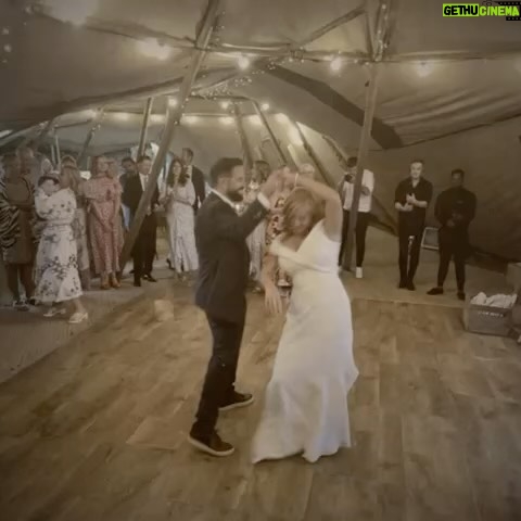 Sarah-Jane Mee - 831 Likes - One year ago ā¤ļø
Love you @benray79