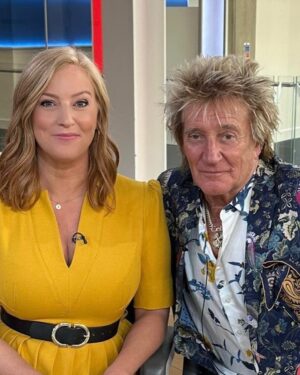 Sarah-Jane Mee Instagram - Thank you @sirrodstewart for bringing some much needed cheer to what has been a pretty grim week in news - great to have Sir Rod in the studio talking about his new summer tour, his pivot from rock to jazz, the #NHS, #BorisJohnson and #Ukraine
Never a dull moment when he is on our screens.  A big thank you from @skynews - we needed this today!