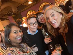 Sarah-Jane Mee Instagram - Ain’t no party like @skynews party 🥳
#skynewsassemble 
Rarely all in the same room - a full turn out to say goodbye to the man, the myth, the legend…our leader John Ryley.
I had so much fun I’m now on a replacement bus service 🫣 #ifyouknowyouknow 
So lucky to work with this stellar news cast 🤩