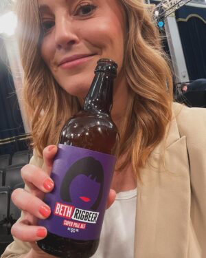 Sarah-Jane Mee Instagram - #BattleForNumber10 so proud of what @skynews did last night - we went big and we went bold…not like us is it 😉
@bethrigbysky quite rightly getting all the plaudits (back down to Earth with a bump and back to the campaign trail this morning!😵‍💫) but there were so many people behind the scenes that GRAFTED to pull this off.  WHAT A TEAM.
Feeling particularly proud that my U.K. Tonight gang were so integral @lcp38 running the show with @neal__walker @itsoliviamay_
My Grimsby gals @hollygreen19 @emilykatehulme behind much of the build up to the main event 👏🏻
And finally Grimsby you were as always the best - our audience bringing the 💥💥💥💥 
21 days to go! #GE2024