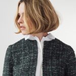 Sarah-Jeanne Labrosse Instagram - @daviddamours on coupe-tu plus court? 💆🏼‍♀️ @nicolasblanchett photo & make-up. 🖌️ @emmanuellerochon styling 🧥
