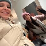 Sarah-Jeanne Labrosse Instagram - Nous aussi on a traversé novembre. 🙋🏼‍♀️