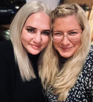 Sarah Knappik Instagram - Wünschen allen Frauen alles liebe zum Weltfrauentag ❤️