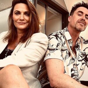 Sarah Parish Instagram - I couldn’t have wished for a better,  more relaxing holiday. Thank you @stnicolasbay for your incredible hospitality. Amazing food, beautiful coastline, impeccable service. Luxury at its best. We’ll be back.
@stnicolasbay @emmamackleyprivatetravel @thejimmurray #Crete #creteisland #crete🇬🇷 #cretegreece #Lesley&Katie #AlexandrosGlynos