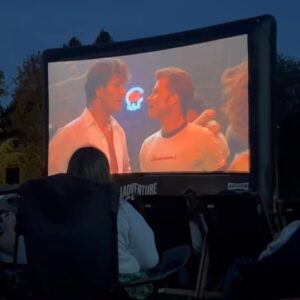 Sarah Parish Instagram - It’s open air cinema at Avington Park! Great night watching Dirty Dancing with @thejimmurray @sarah.hickton and #Nelly. Champagne, chocolate and the Merengue…What’s not to love. @adventurecinema @avingtonp #dirtydancing #icarriedawatermelon🍉