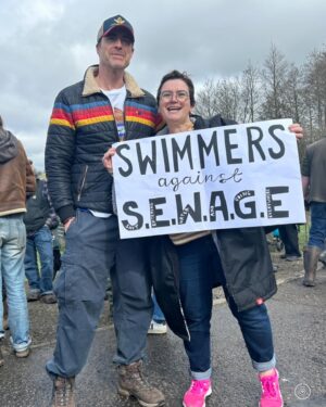 Sarah Parish Instagram - Happy Fathers Day @thejimmurray ❤️❤️Daddy, fisherman, golfer, rockstar, beautician, activist and pig lifter. We love you.❤️