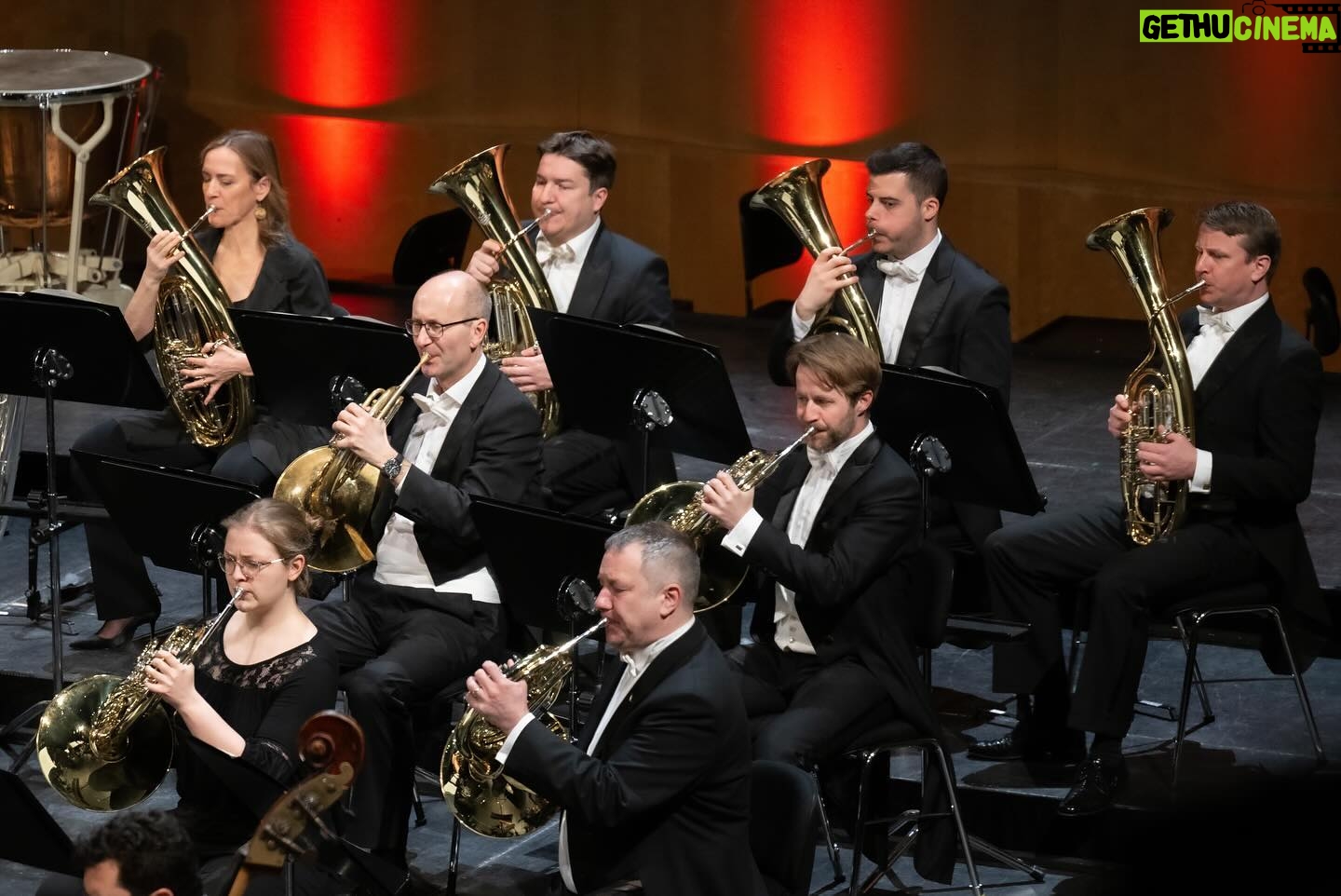 Sarah Willis - 2.8K Likes - Thank you Baden Baden! 💐Our @berlinphil Easter Festival ended today and here are some memories of our three weeks here - lots of horns, Wagner Tubas, and a Berlin Phil Brass concert, all with great colleagues and friends. See you next year! 💖
📷 @monikarittershaus 🙏🌷