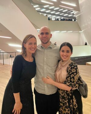 Sarah Willis Instagram - A beautiful birthday with beautiful people in Hamburg with the @berlinphil playing at the @elbphilharmonie. Thank you to all of you who wrote to me - I adored all the messages from all over the world, you made my day! 💃🏻🎉🥳