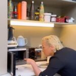 Sarah Beeny Instagram - I think this is the absolutely the best way to clean a microwave…so satisfying, so speedy and no chemicals required! 🍋🍋🍋. . . #cleaning #clean #cleaningtips #nochemicals #microwave