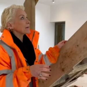 Sarah Beeny Instagram - New project! 🦺🛠️⚒️🛠️
.
.
.
 @tatasteelltd #barn #renovation #studio #community #arts #music #rehearsal #filmproduction #tvproduction #supportlocal