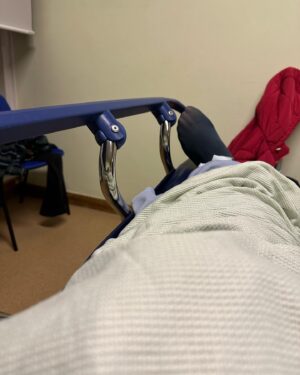 Sarah Beeny Instagram - Turns out little day surgery to whip out my ovaries and tubes as the last tick box after testing positive for #palb2 gene mutation isn’t quite the walk in the park I expected and flipping smarts - not feeling quite as jolly as when G dropped me this morning….. x PS thanks yet again to the totally brilliant @yeovil_hospital_nhs and your AMAZING wonderful staff x